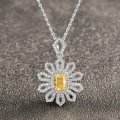 Light luxury high-end temperament niche S925 silver small sugar cube flower shaped necklace female high carbon diamond necklace