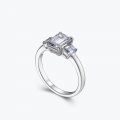 Hot selling white gold plated exquisite niche sparkling white diamond ring