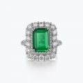 Hot selling light luxury style 925 sterling silver jewelry emerald halo ring